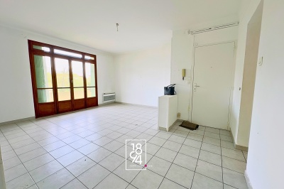 Appartement T3 avec terrasse - Quartier Hoche, Nîmes