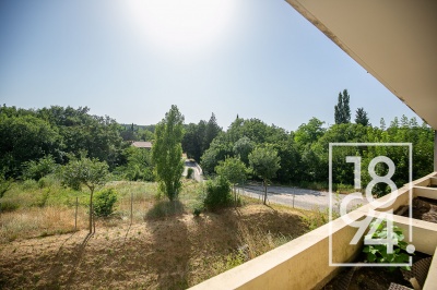 En Exclusivité appartement T3 de 56 m2 avec terrasse au calme absolu