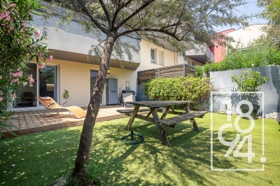APPARTEMENT T2 TERRASSE JARDIN PARKING