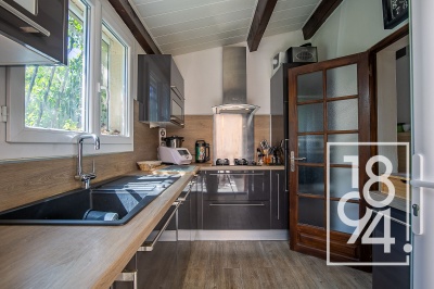 Maison de ville de 176m2 avec jardin et dépendance