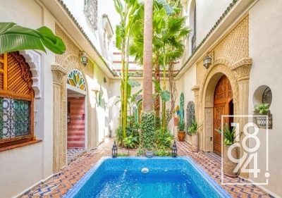 BIEN D'EXCEPTION!!! Riad 8 suites + 2 salons / 500m² habitables + 250m² de terrasses / Palais El Badi - Jemaa El Fna - Marrakech - 40000