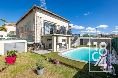 T5 de 123m2 avec jardin et Piscine