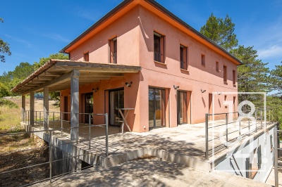 A vendre Villa de prestige avec vue panoramique – 305 m² habitables sur un terrain de 1,2 hectare
