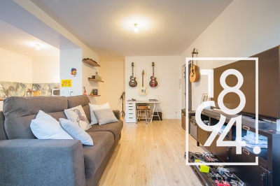 Appartement T2 47m2 RDC avec extérieur et garage fermé à Pélissanne