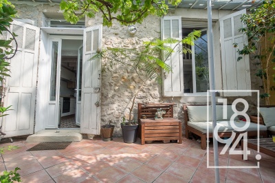 Maison À Vendre, atypique, maison de ville