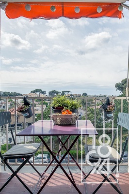 APPARTEMENT T4 DERNIER ETAGE CALME