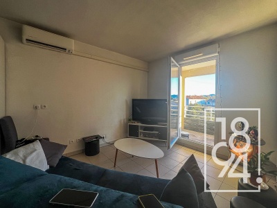 APPARTEMENT T2 TERRASSE