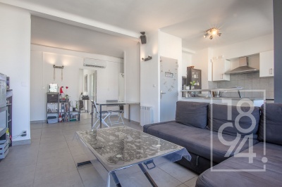 Appartement T4 traversant avec cave à Pont de l'Arc Aix en Provence ..