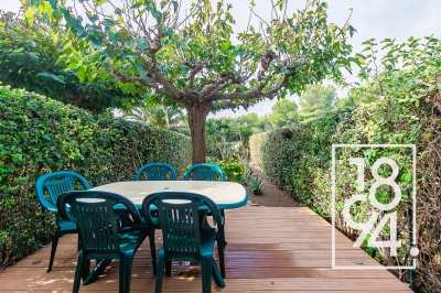 T2 de 30 m² avec JARDIN de 50m2, PARKING et accès PISCINE à Sausset-les-Pins