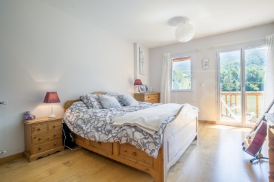 MAISON SEMI RECENTE EN R+1, 347 m², PARCELLE 6000 m + GARAGE