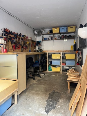 LOCAL / GARAGE - 17 RUE BRIFFAUT 13005