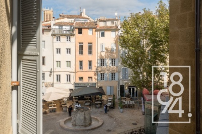 Studio 18m2 rénové au coeur du centre historique d'Aix en Provence.