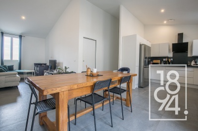 Maison mitoyenne de type 5 de 110 m2  avec jardin et vue mer Marseille 15e
