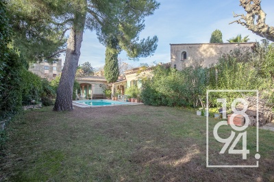 Maison à Vendre  Marseille 13008 - Quartier Sainte Anne