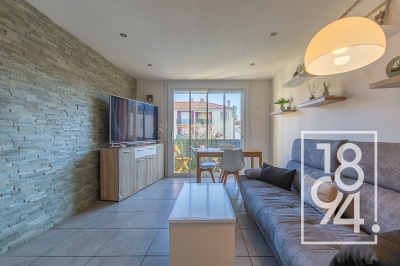 Appartement traversant T3 54m2  avec balcon à Salon de Provence