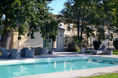 Mas provençal aux portes des Alpilles