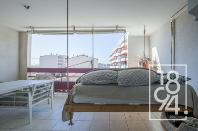 Appartement de type 4 de 88m2, traversant, terrasse et vue dégagée.