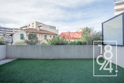 Appartement de type 2 de 35m² avec place de parking ,terrasse et ascenseur.
