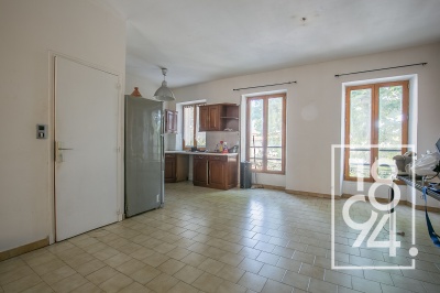APPARTEMENT TYPE 3 73M2 ANCIEN - SECTEUR GARE ST CHARLES LONGCHAMP 13001