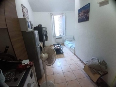 A vendre studette de 17m2 située dans le secteur de Noailles Spécial investisseur
