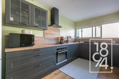 MAISON MITOYENNE T6 118M2 GARAGE 14M2 SECTEUR PINCHINADES 13127 VITROLLES