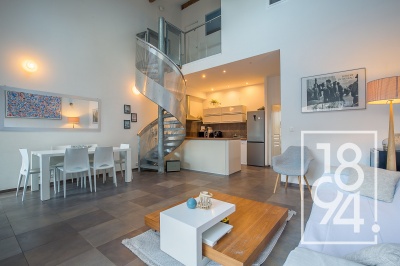 Duplex d'Exception en Exclusivité - Un Bijou Urbain au Cœur de la Ville