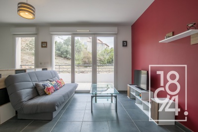 Appartement T2 récent avec Terrasse et Place Privative À Vendre Marseille 13012