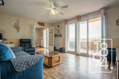 APPARTEMENT T4/5 91M2 TERRASSE 16M2 VUE DEGAGEE MER & COLLINES - 13010 SAINT TRONC