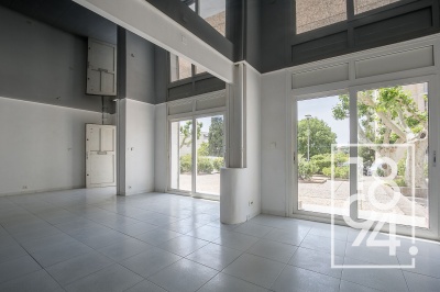 T2/3 - Parc de la Mongrane avec parking privé et caves - Usage d'habitation ou de commerce