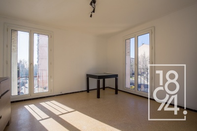 APPARTEMENT TRAVERSANT T2 40M2 BALCON CAVE SECTEUR CALADE 13015 MARSEILLE