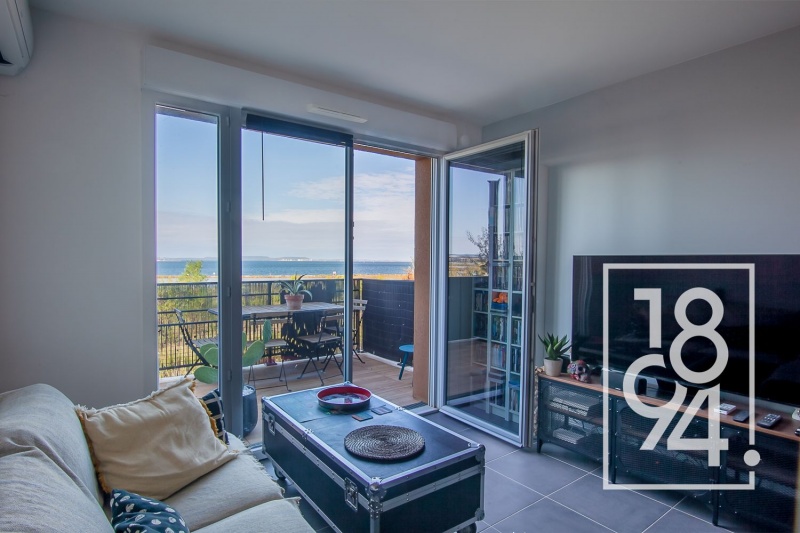 RARE T3 Vitrolles ,Clos des Salins , 60m2, Soleil Couchant, Vue Etang, Balcon, Parking