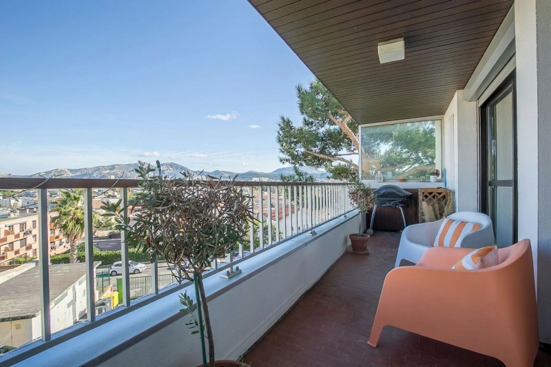 Très bel appartement de type 3 entièrement rénové avec terrasse à la Vieille Chapelle