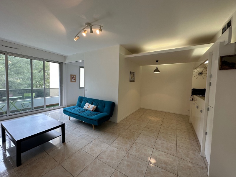 Appartement À Vendre T2 de 55m2 au sein de la résidence La Cadenelle Marseille 8ème