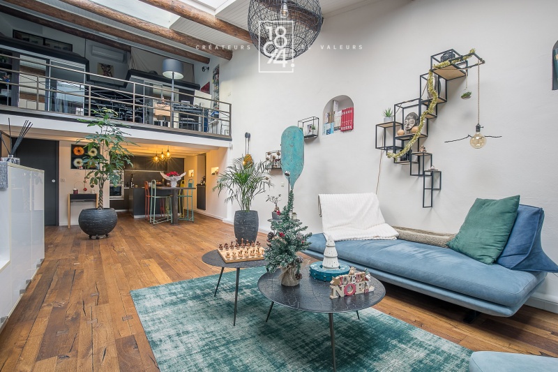 Duplex T3 rénové – Style industriel – Dernier étage – Vieux-Port.