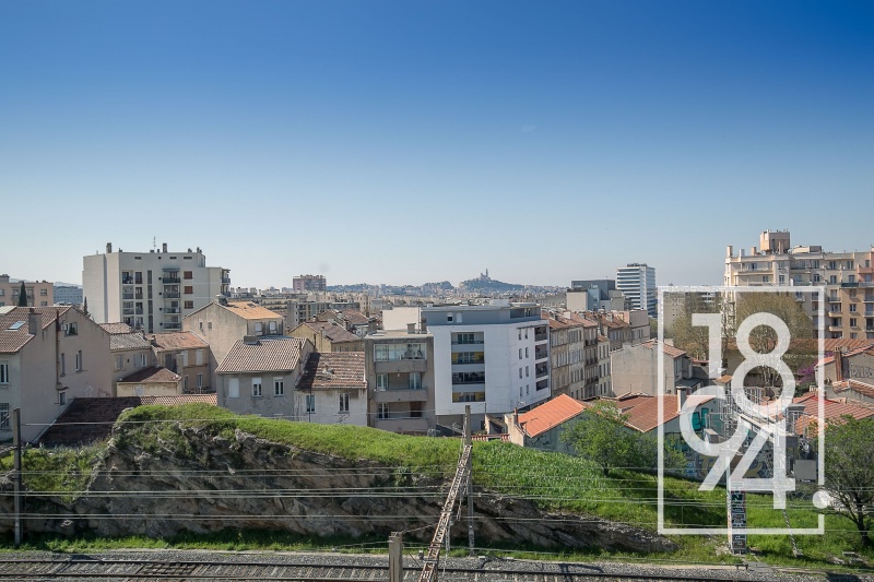 Appartement À Vendre T2 de 51m2 vue dégagée avec une terrasse résidence récente calme et sécurisée dans  le secteur de la Blancarde