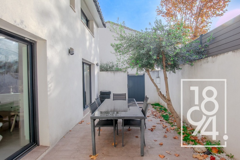 Maison 3 pièces 65m² avec terrasse dans le centre du village