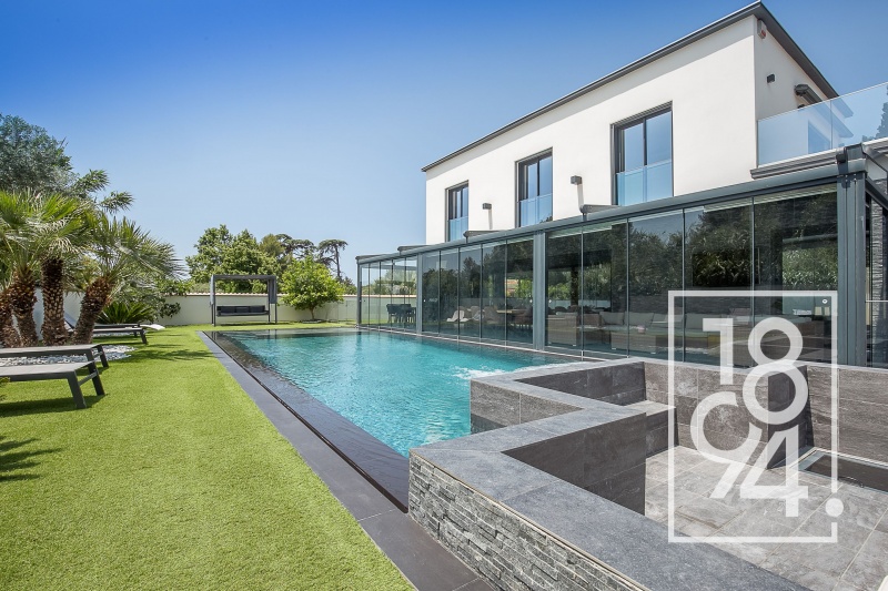MAISON HAUT DE GAMME PISCINE ET DEPENDANCE