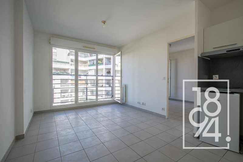 APPARTEMENT T2 BOX