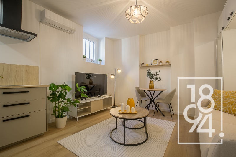 STUDIO RÉNOVÉ SECTEUR BOMPARD À VENDRE !