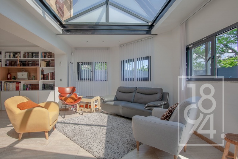 Maison familiale avec piscine – Saint-Tronc (Marseille 10e)