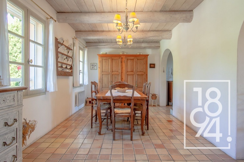 Maison 175m², 3/4 chambres, piscine, 3 stationnements dans un quartier prisé à Pertuis