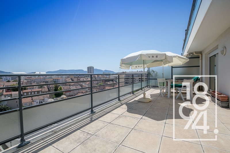 Appartement T2 en étage élevé avec terrasse de 28 m² – Quartier Le Rouet