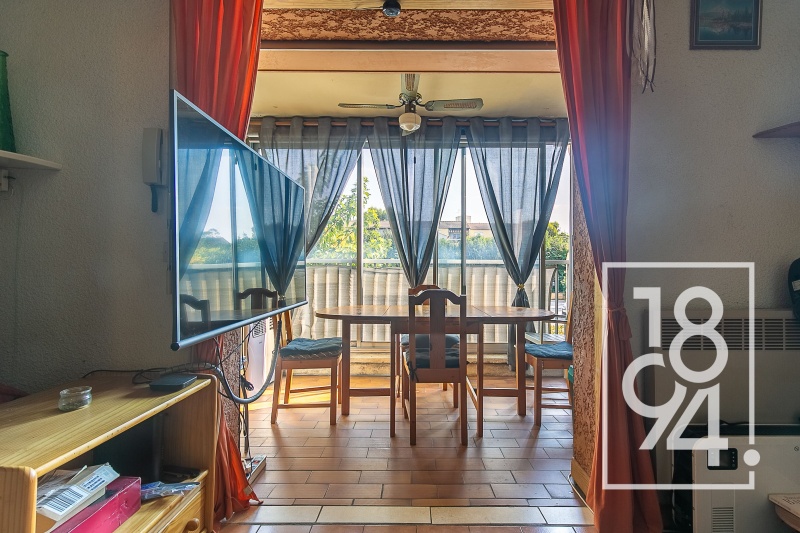 charmant appartement cabine avec loggia et parking