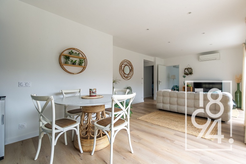 APP T3 69M² AVEC TERRASSE GARAGE ET STATIONNEMENT A LA ROQUE D'ANTHERON