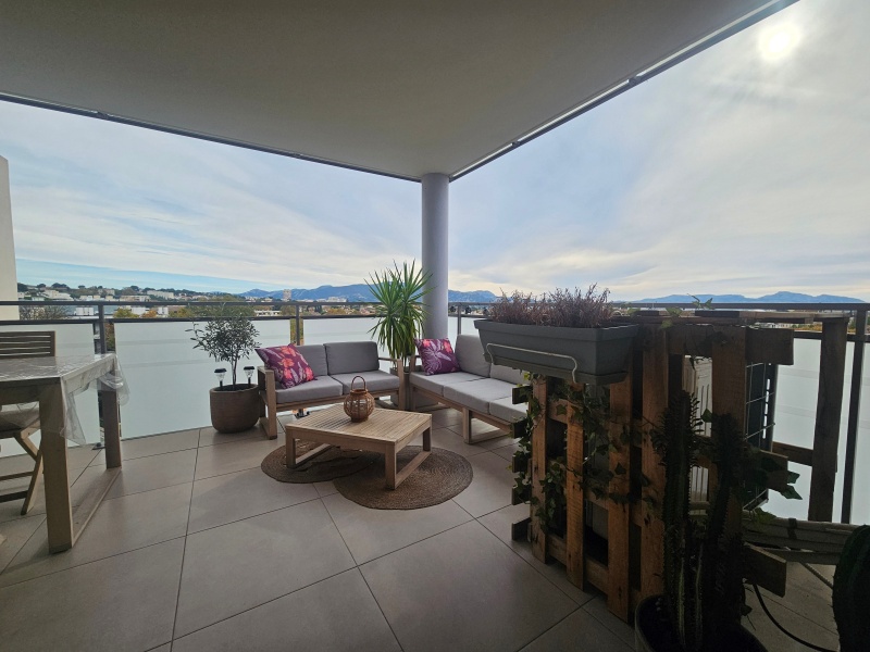 T4 avec terrasse coeur montolivet