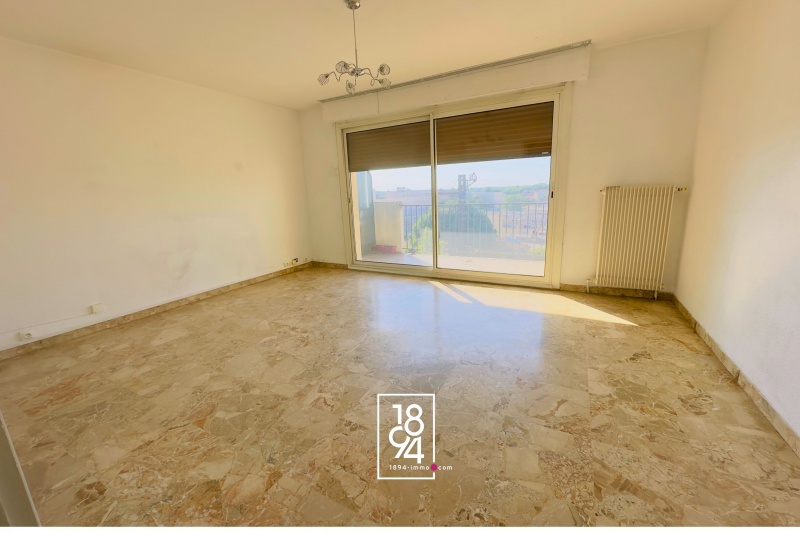 À vendre – Appartement T3 avec terrasse  à Nîmes