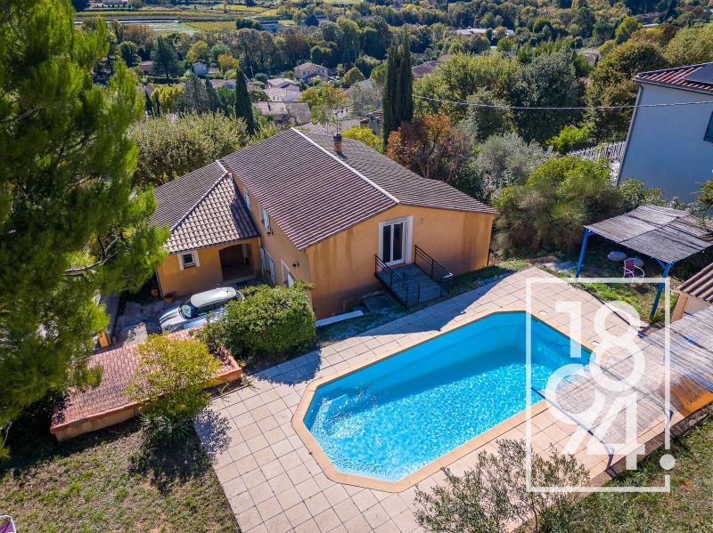 A Vendre Villa  T6  avec piscine et vue panoramique – Quartier prisé du Moulin de Redon à Auriol