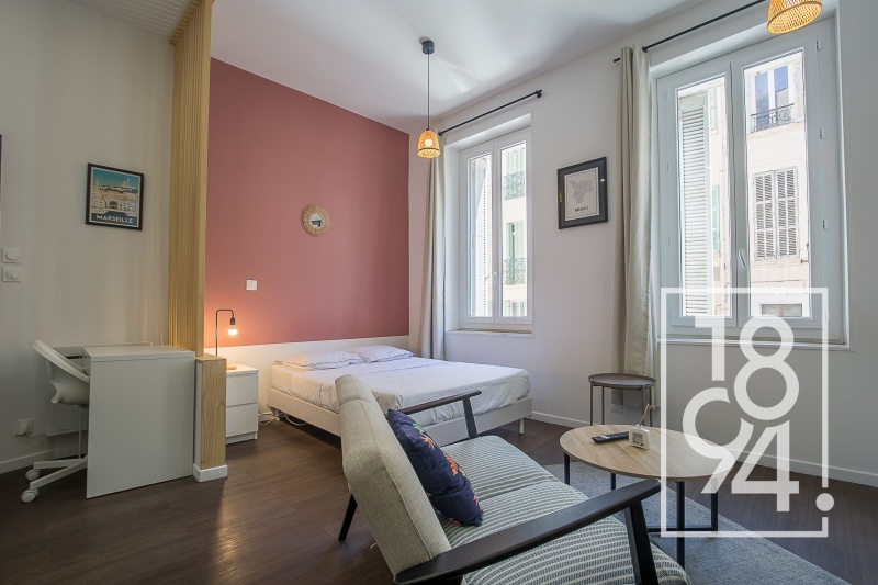 Appartement À Vendre en Exclusivité – Superbe T1 rénové avec goût – secteur Camas, Marseille 13005