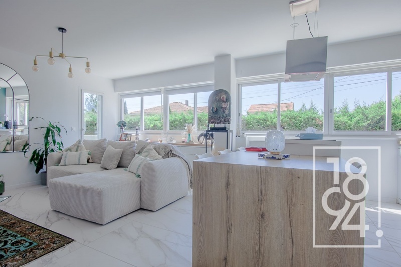 Superbe T3 proche de la Rotonde avec Balcon et Cave !