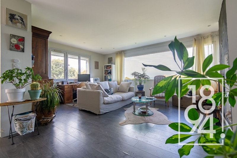 Maison 169m², 2 logements à la Bastidonne
